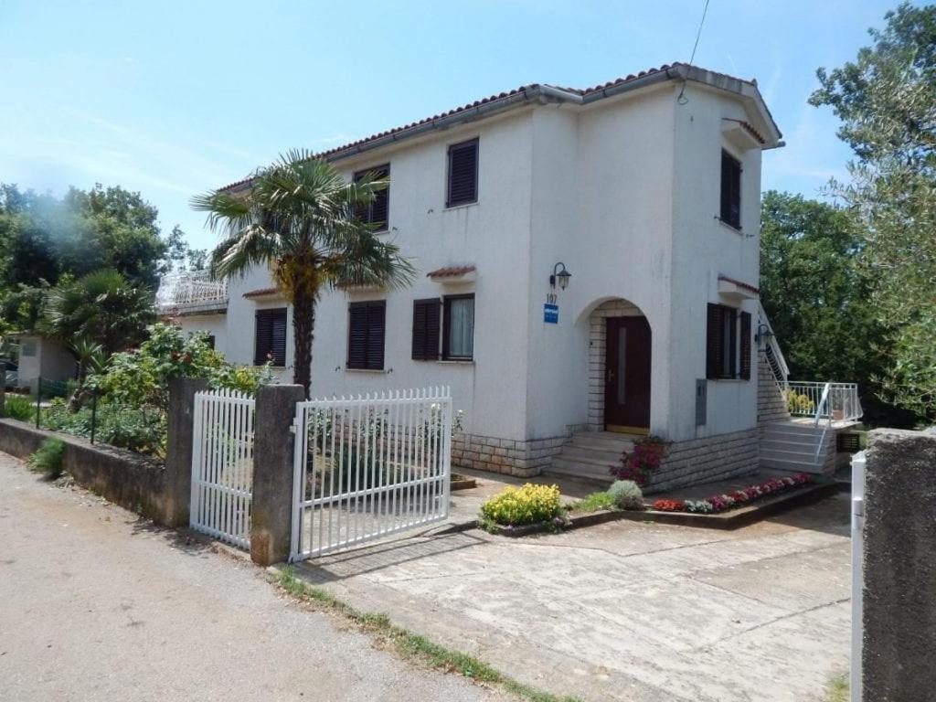 Apartman Svjetlicic Brzac Exterior foto